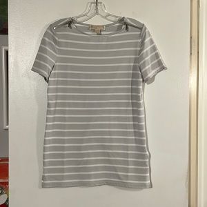 Michael Kors light gray/white striped short sleeve top. Zip detail at shoulder.